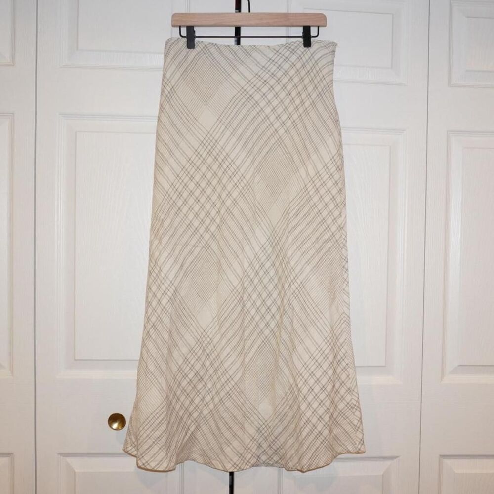 Merona Women's Cream and White Skirt